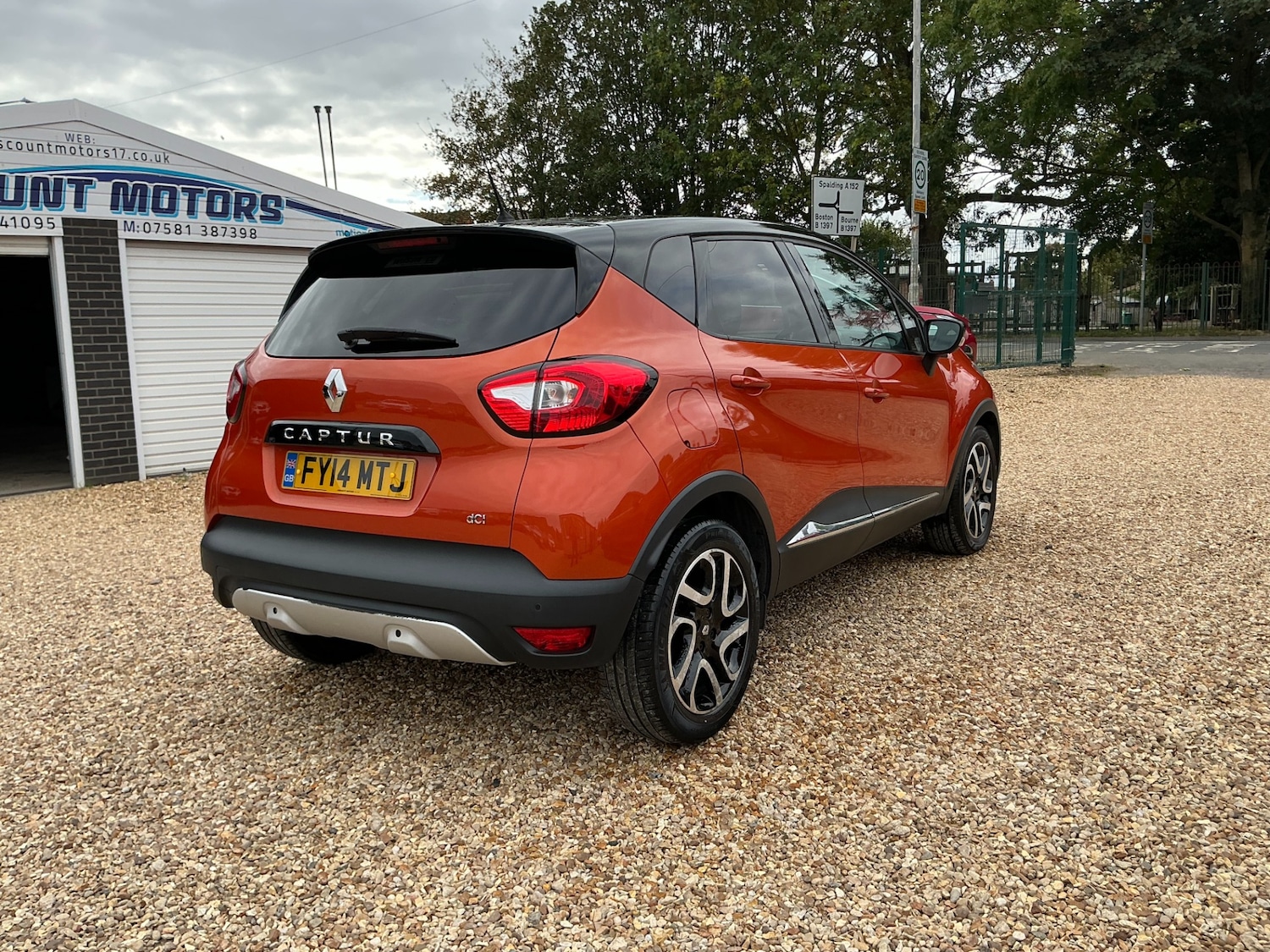 Used Renault Captur 2014 for sale - 76063728: Photo 9