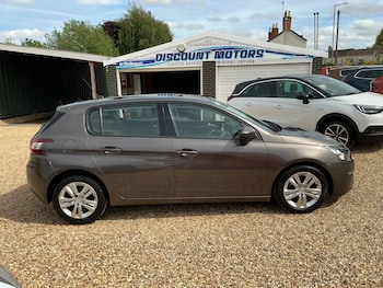 Used Peugeot 308 2014 for sale - 78606777: Photo