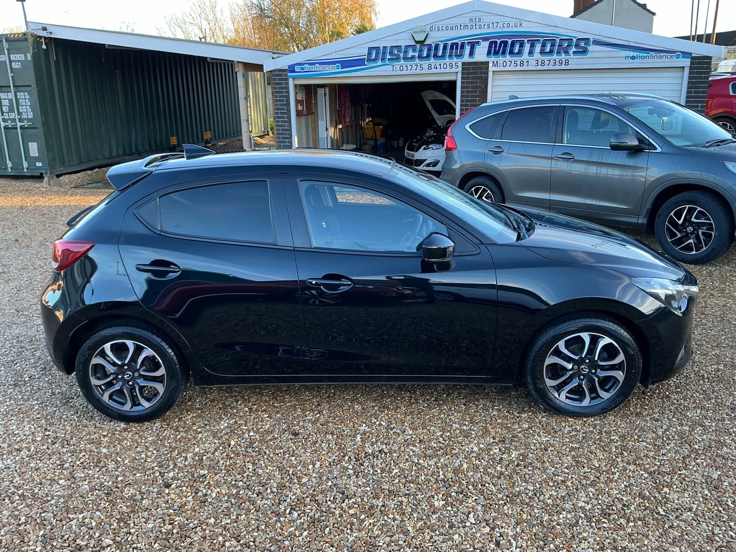 Used Mazda Mazda2 2018 for sale - 76640035: Photo 3