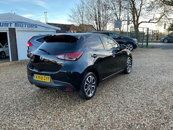Used Mazda Mazda2 2018 for sale - 76640035: Photo