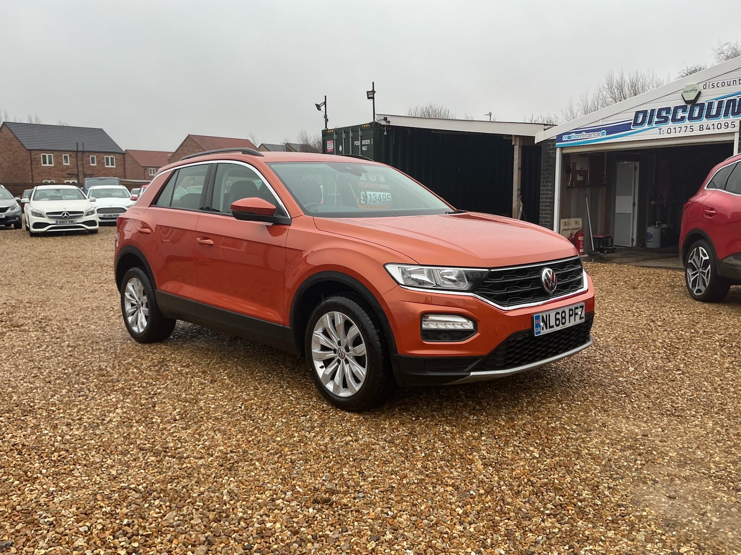 Used Volkswagen T-Roc 2018 for sale - 77449582: Photo 2