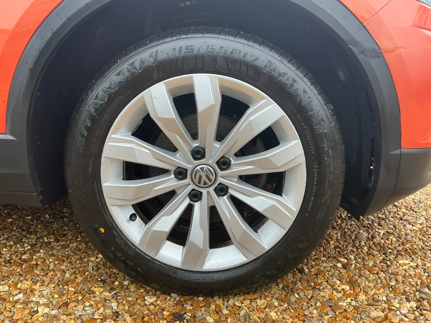 Used Volkswagen T-Roc 2018 for sale - 77449582: Photo 25