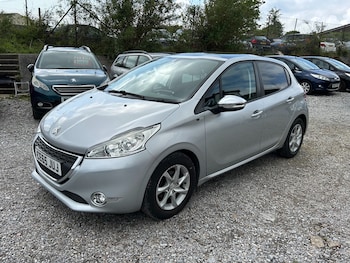 Used Peugeot 208 2015 for sale - 78540230: Photo