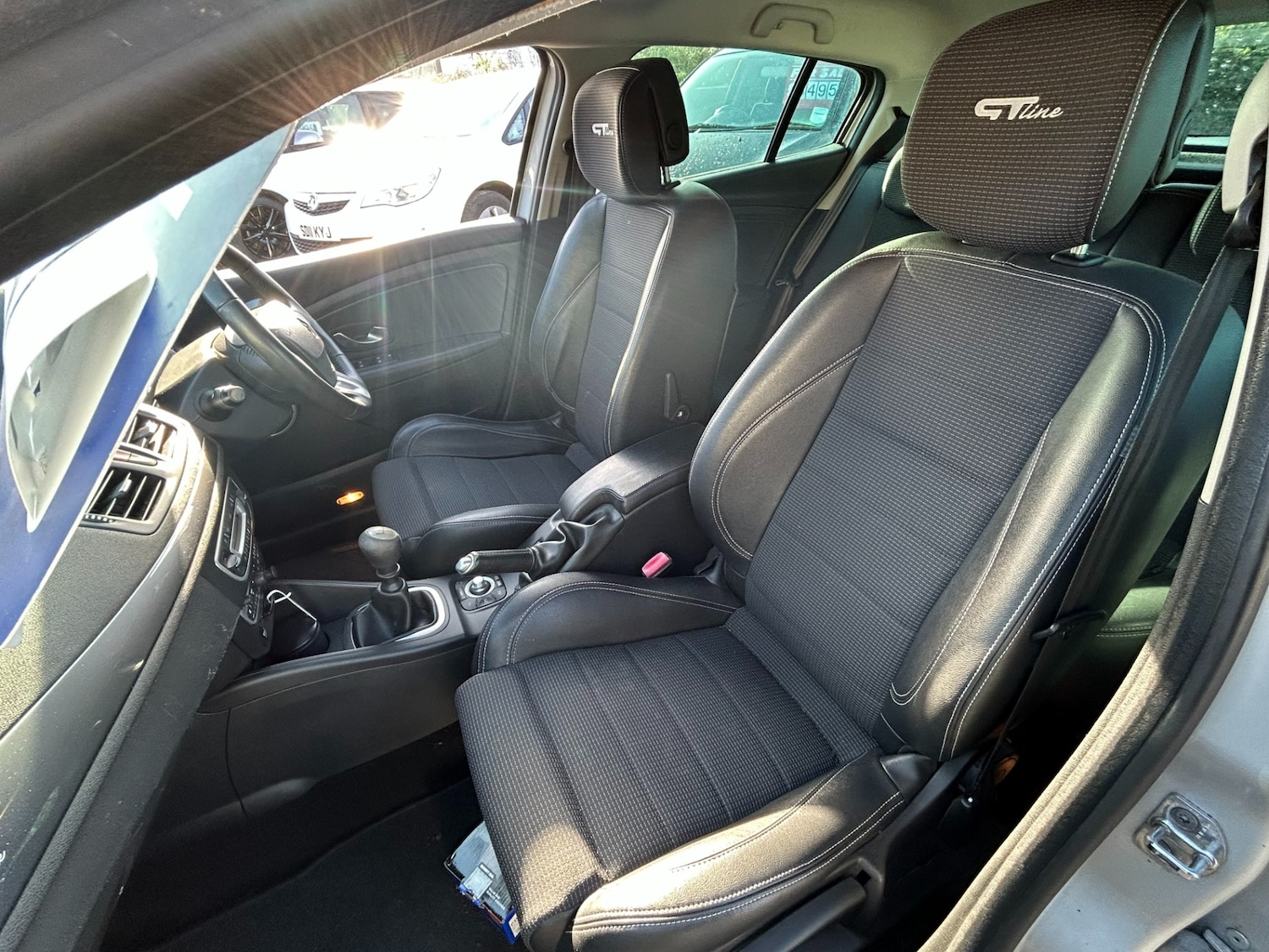 Used Renault Megane 2011 for sale - 77240516: Photo 10