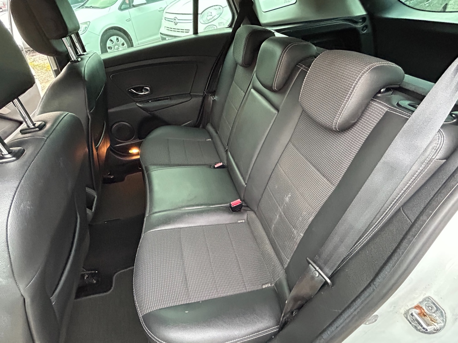 Used Renault Megane 2012 for sale - 77065835: Photo 11