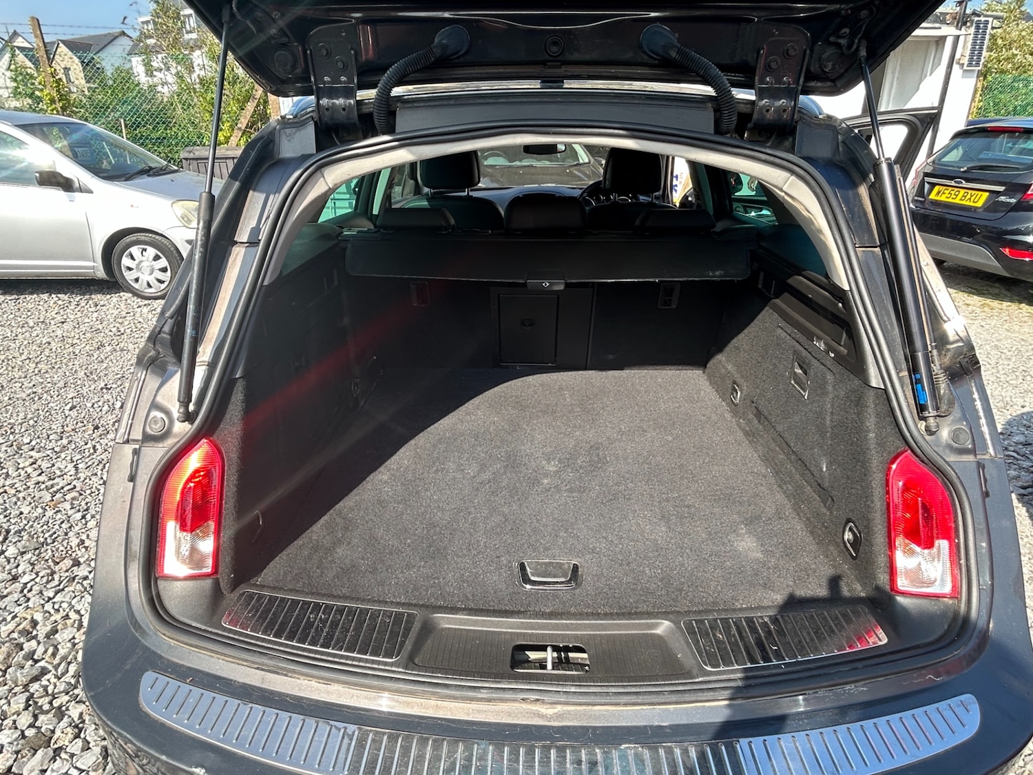 Used Vauxhall Insignia 2012 for sale - 76836935: Photo 11