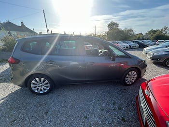 Used Vauxhall Zafira 2017 for sale - 79834977: Photo