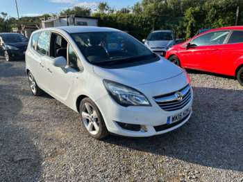 2015 (15) - 1.4i 16V Tech Line 5dr