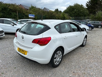 Used Vauxhall Astra 2011 for sale - 77065842: Photo