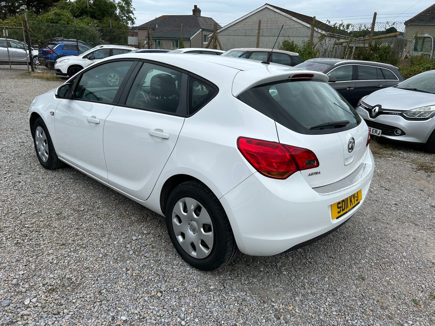 Used Vauxhall Astra 2011 for sale - 77065842: Photo 4