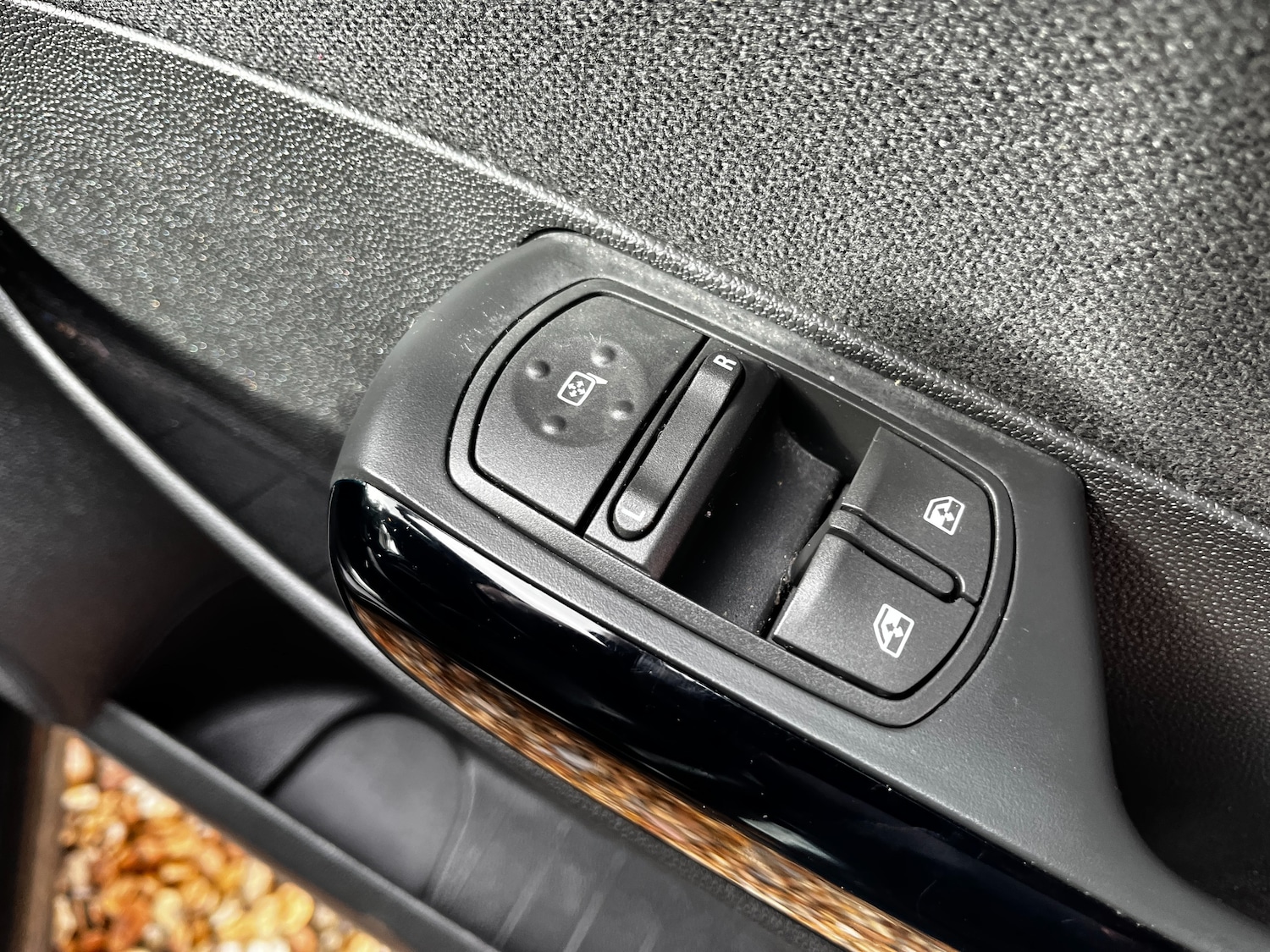 Used Vauxhall Corsa 2014 for sale - 77570965: Photo 9