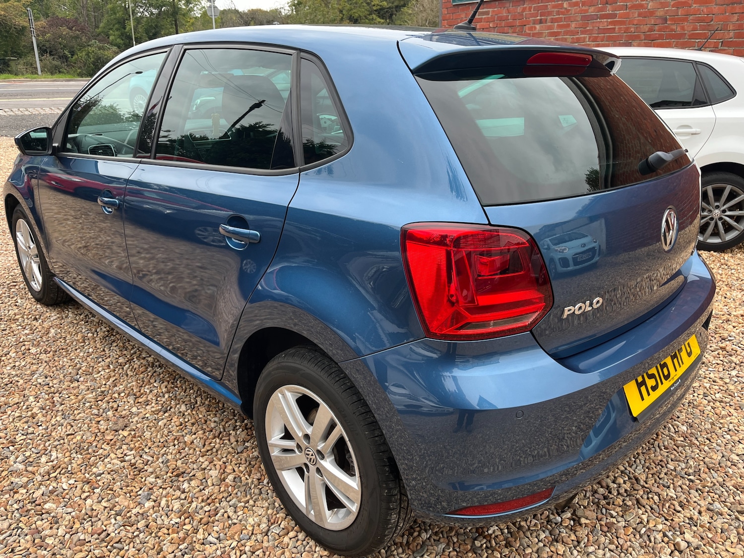 Used Volkswagen Polo 2016 for sale - 76082430: Photo 6