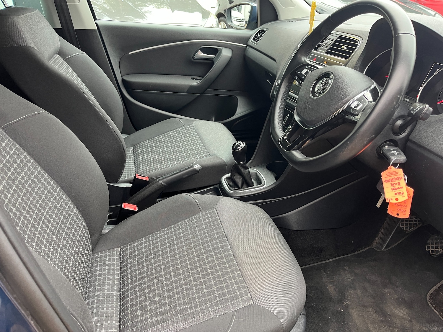 Used Volkswagen Polo 2016 for sale - 76082430: Photo 8