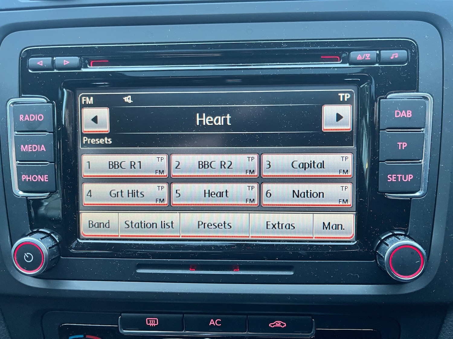 Used Volkswagen Golf 2011 for sale - 77301601: Photo 17