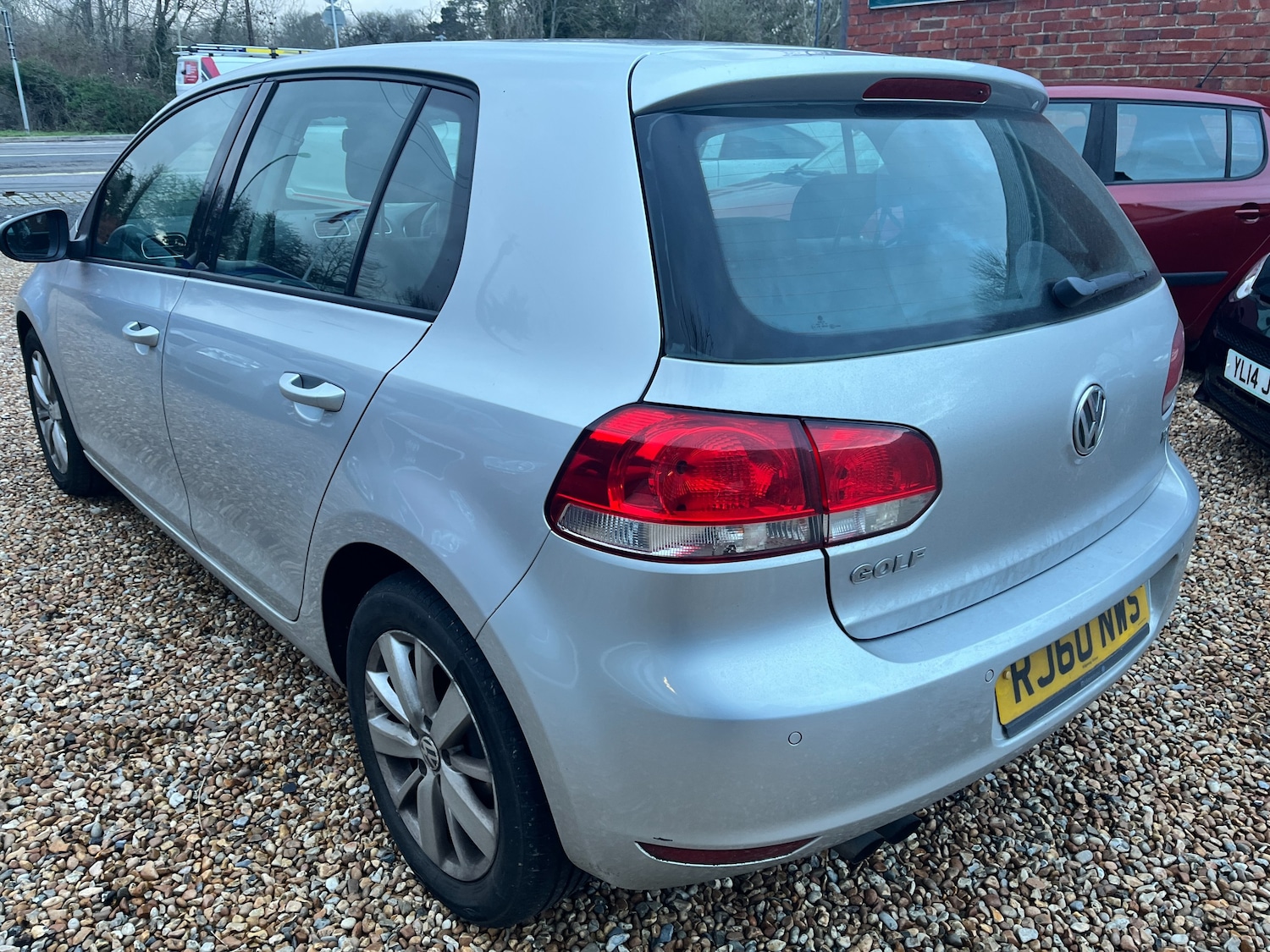 Used Volkswagen Golf 2011 for sale - 77301601: Photo 6