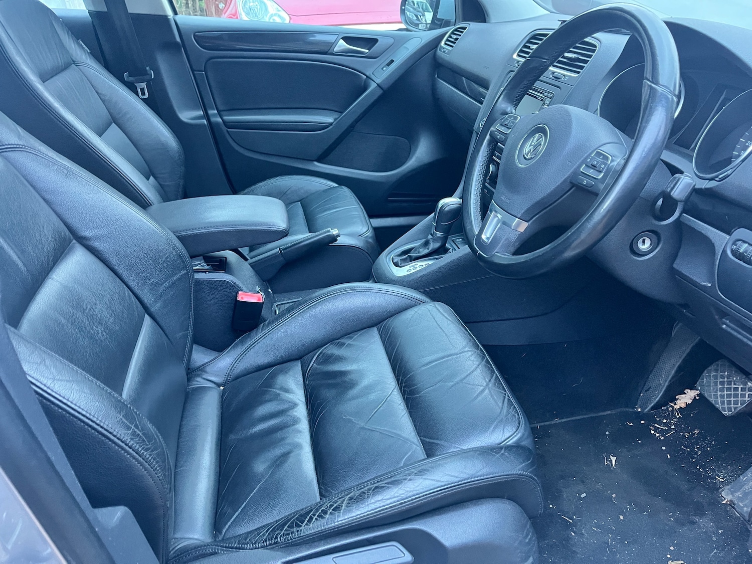 Used Volkswagen Golf 2011 for sale - 77301601: Photo 8