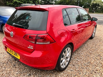 Used Volkswagen Golf 2015 for sale - 78750384: Photo