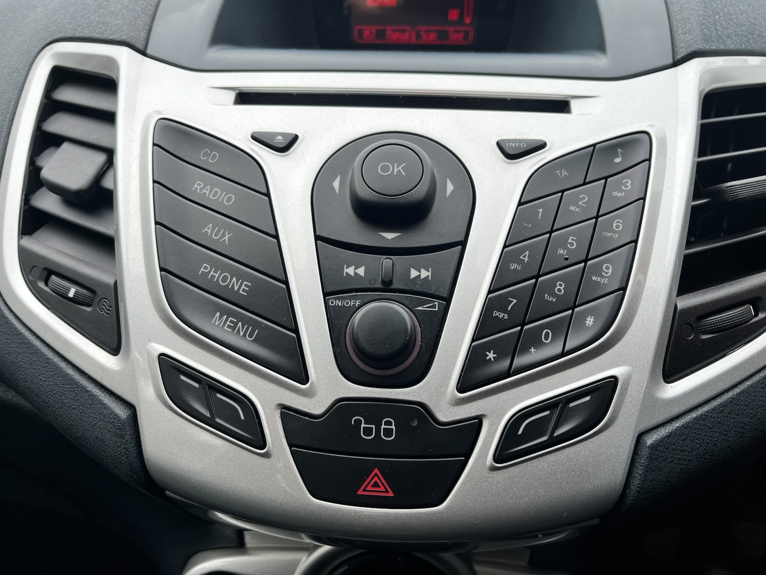 Used Ford Fiesta 2012 for sale - 77878691: Photo 13