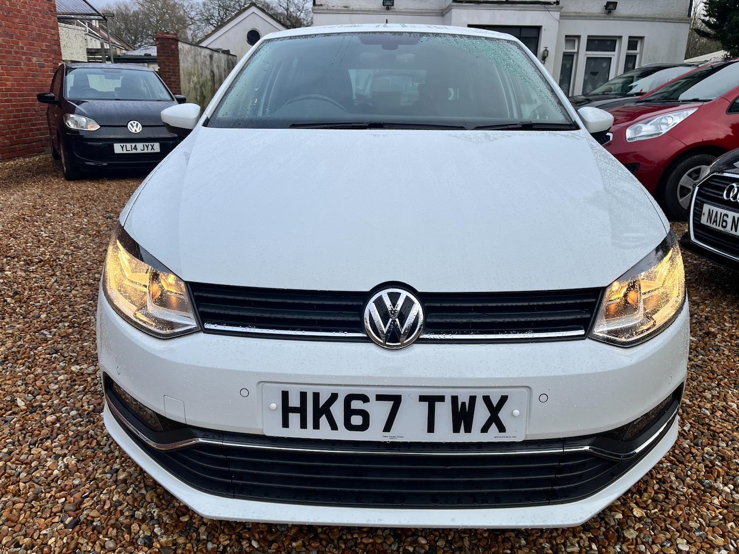 Used Volkswagen Polo 2017 for sale - 77249432: Photo 2