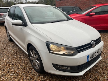 Used Volkswagen Polo 2013 for sale - 76508891: Photo