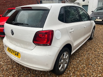 Used Volkswagen Polo 2013 for sale - 76508891: Photo