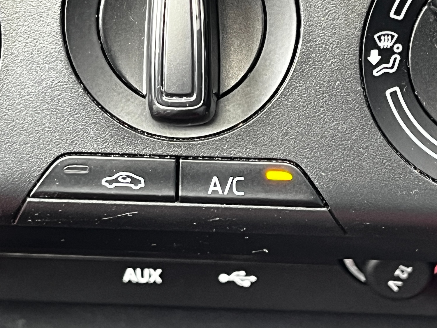 Used Skoda Fabia 2016 for sale - 77582538: Photo 15