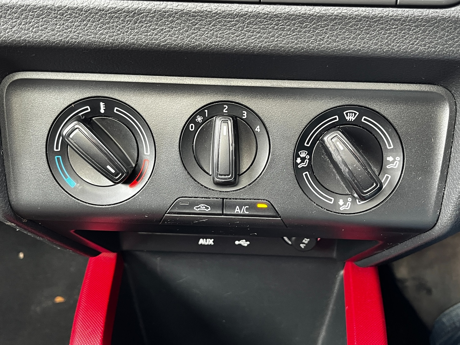 Used Skoda Fabia 2016 for sale - 77582538: Photo 16