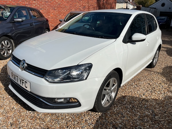 Used Volkswagen Polo 2017 for sale - 76224965: Photo 1
