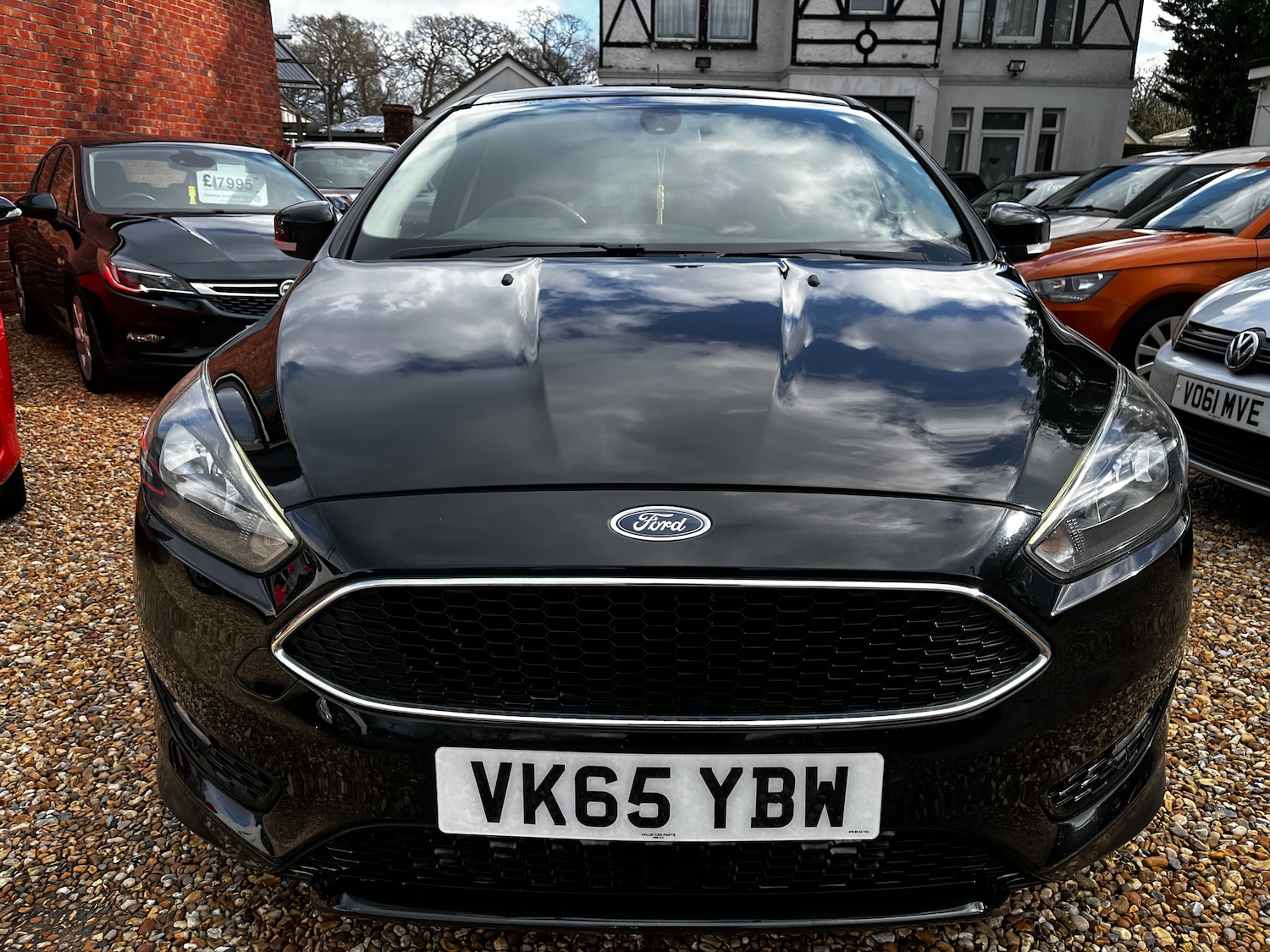 Used Ford Focus 2015 for sale - 77570964: Photo 2