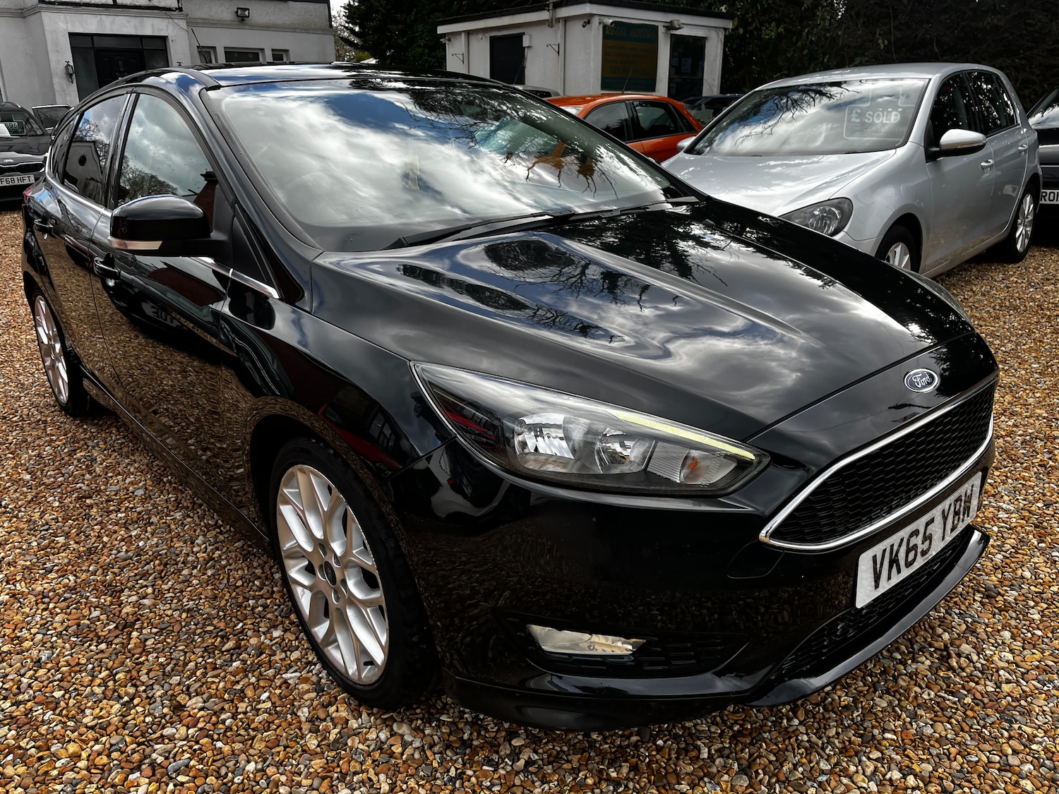 Used Ford Focus 2015 for sale - 77570964: Photo 3