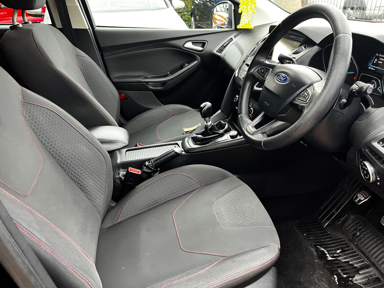 Used Ford Focus 2015 for sale - 77570964: Photo 8