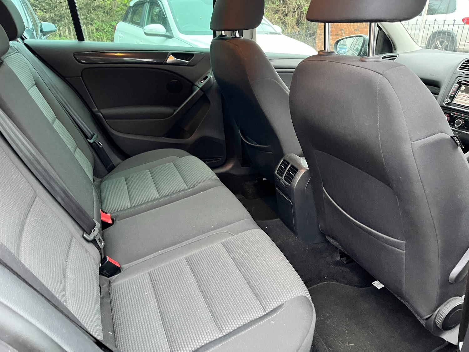 Used Volkswagen Golf 2012 for sale - 77037527: Photo 11