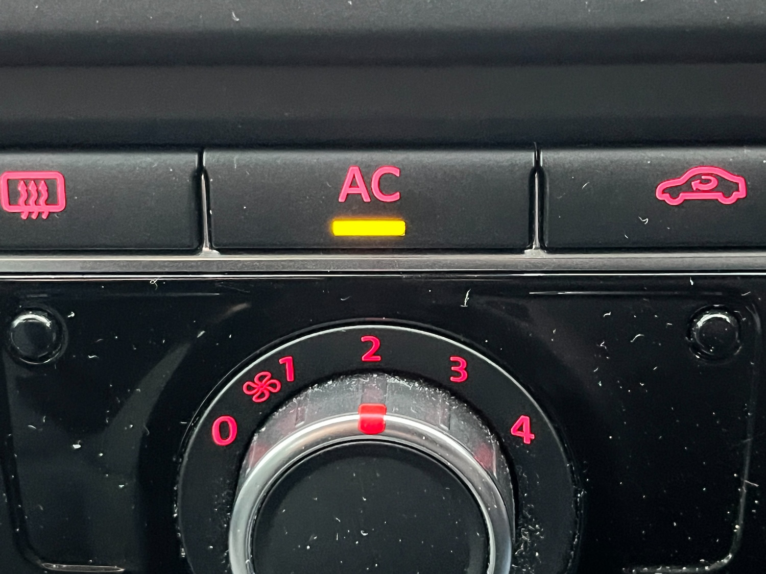 Used Volkswagen Golf 2012 for sale - 77037527: Photo 18