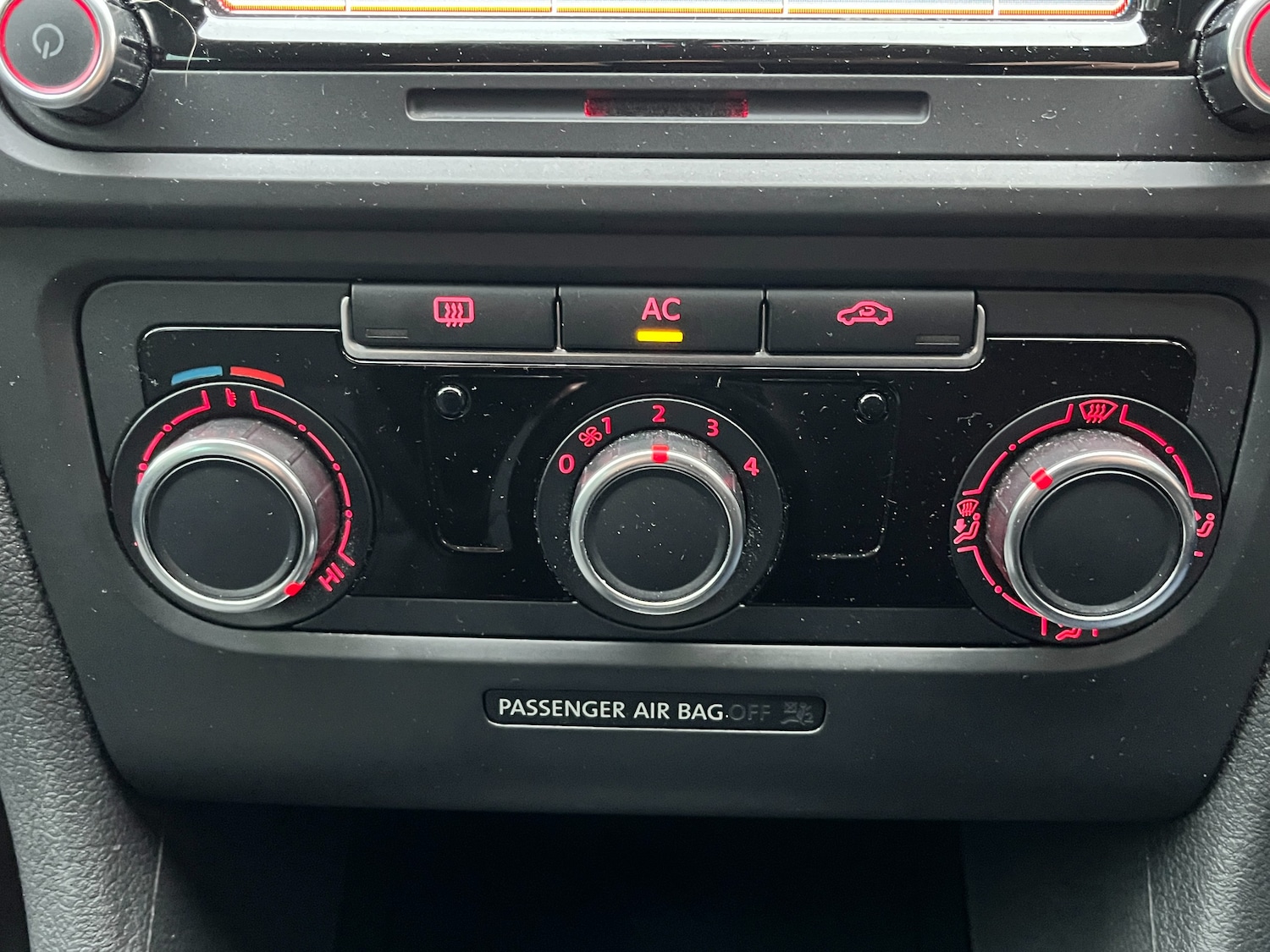 Used Volkswagen Golf 2012 for sale - 77037527: Photo 19