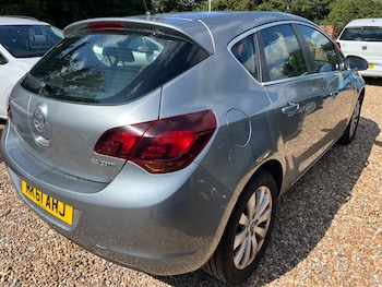 Used Vauxhall Astra 2011 for sale - 75440463: Photo