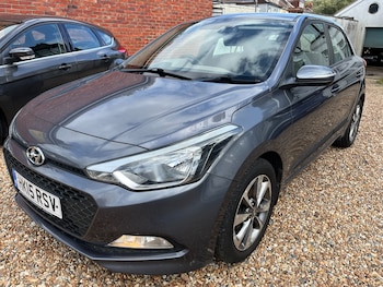 Used Hyundai i20 2015 for sale - 75962230: Photo