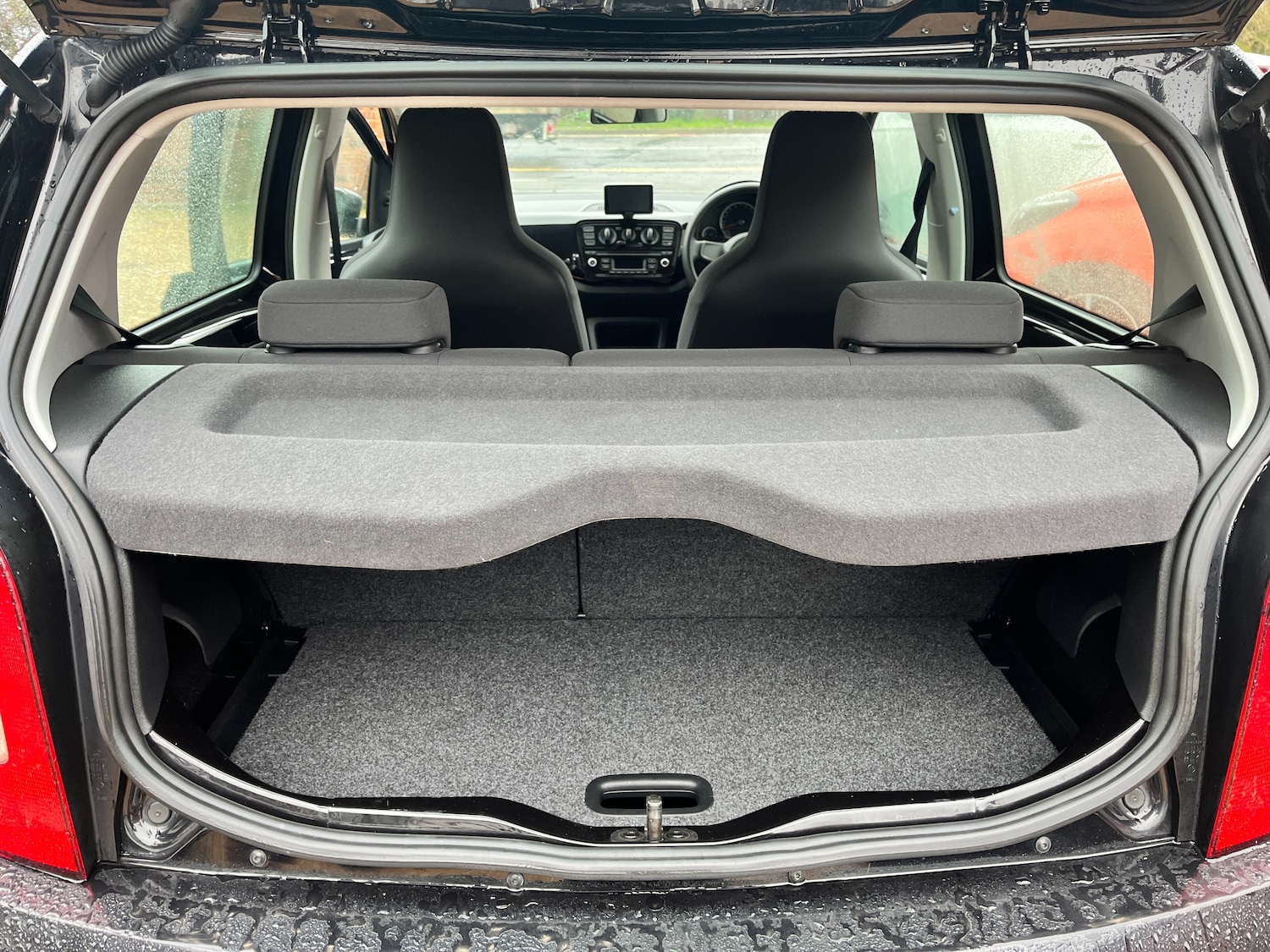 Used Volkswagen up! 2014 for sale - 77620348: Photo 9