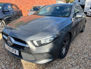 2018 (18) - 1.5 A180d Sport (Executive) Hatchback 5dr Diesel 7G-DCT Euro 6 (s/s) (116 p