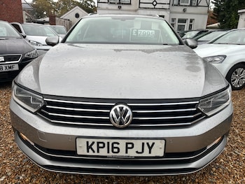 Used Volkswagen Passat 2016 for sale - 76650363: Photo