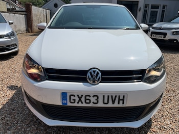 Used Volkswagen Polo 2013 for sale - 79252229: Photo