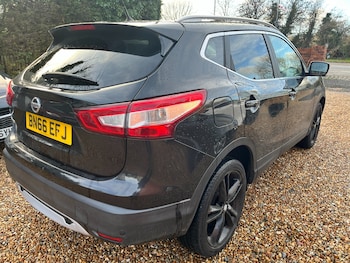 Used Nissan Qashqai 2016 for sale - 77226129: Photo