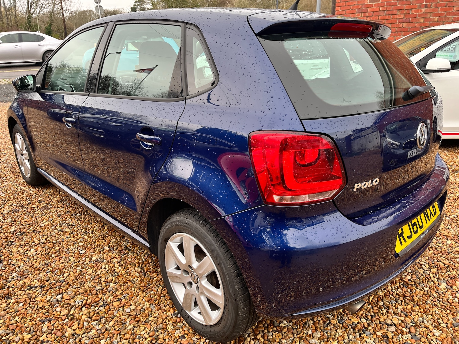 Used Volkswagen Polo 2011 for sale - 76883977: Photo 6