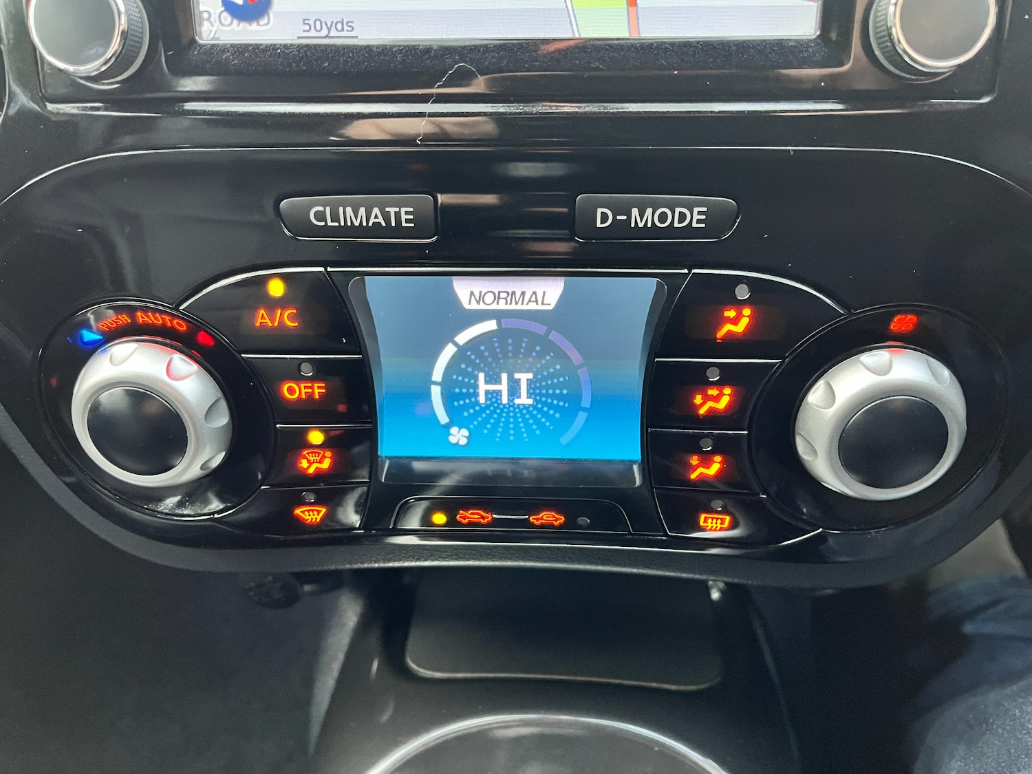 Used Nissan Juke 2016 for sale - 77236233: Photo 15