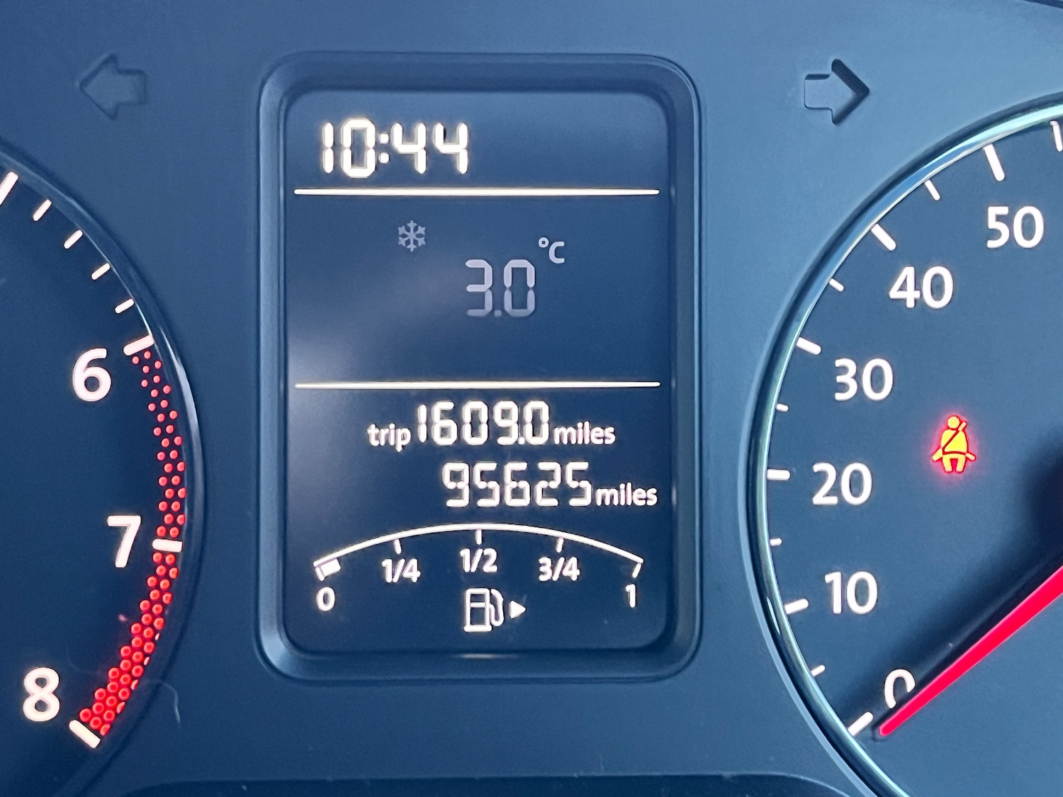 Used Volkswagen Polo 2014 for sale - 76931713: Photo 11