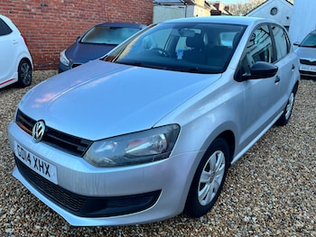 Used Volkswagen Polo 2014 for sale - 76931713: Photo