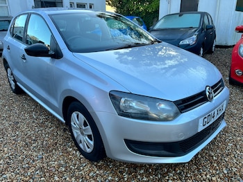Used Volkswagen Polo 2014 for sale - 76931713: Photo