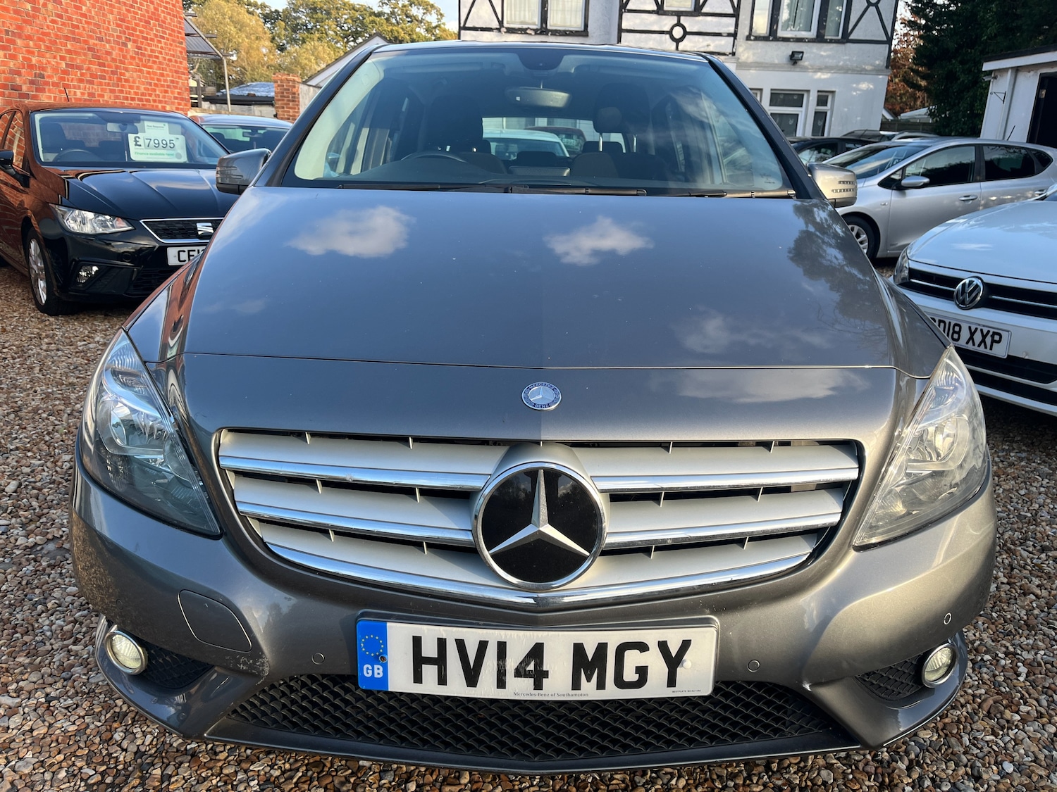 Used Mercedes-Benz B Class 2014 for sale - 76382785: Photo 2