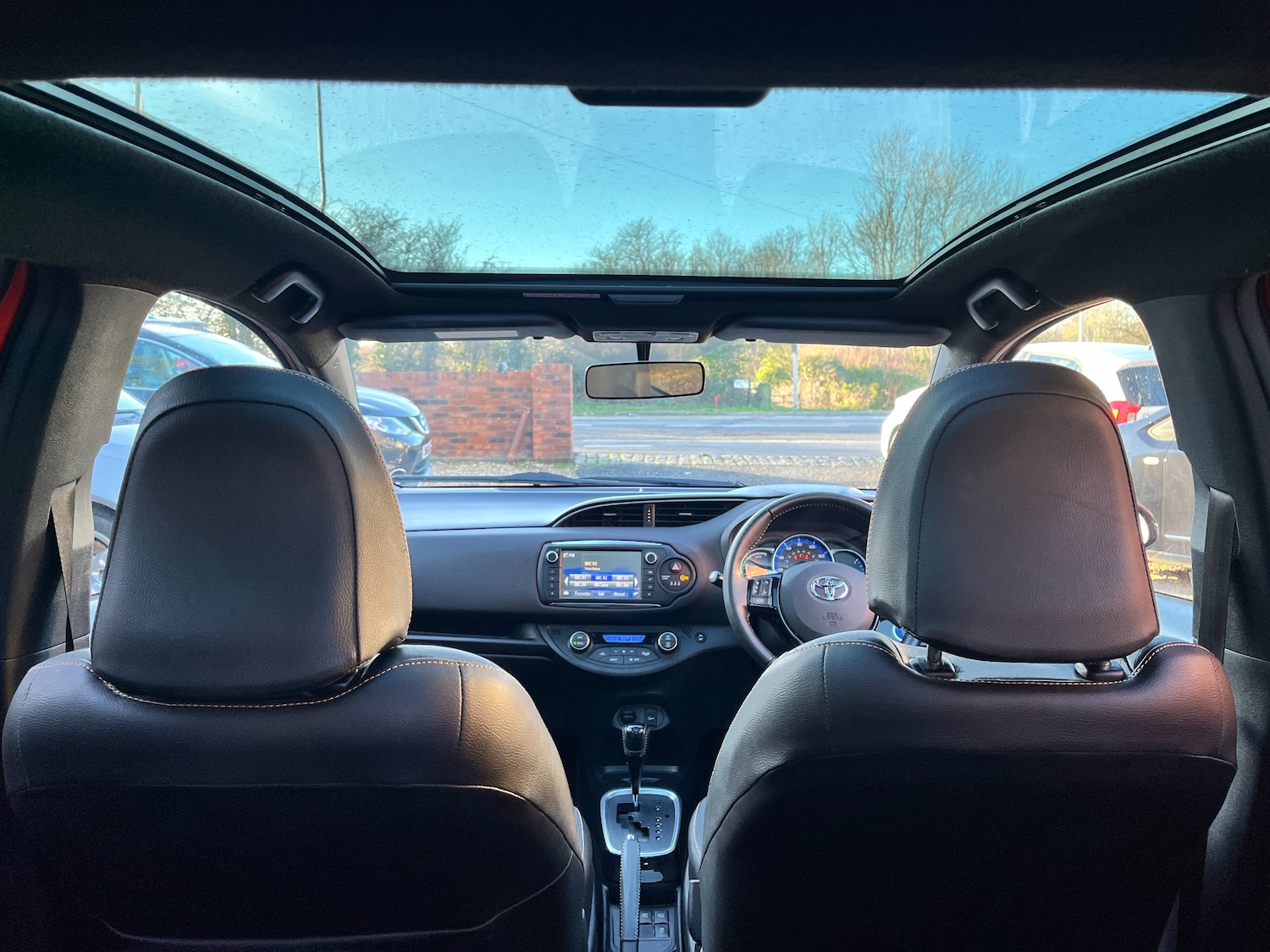 Used Toyota Yaris 2016 for sale - 77436265: Photo 8