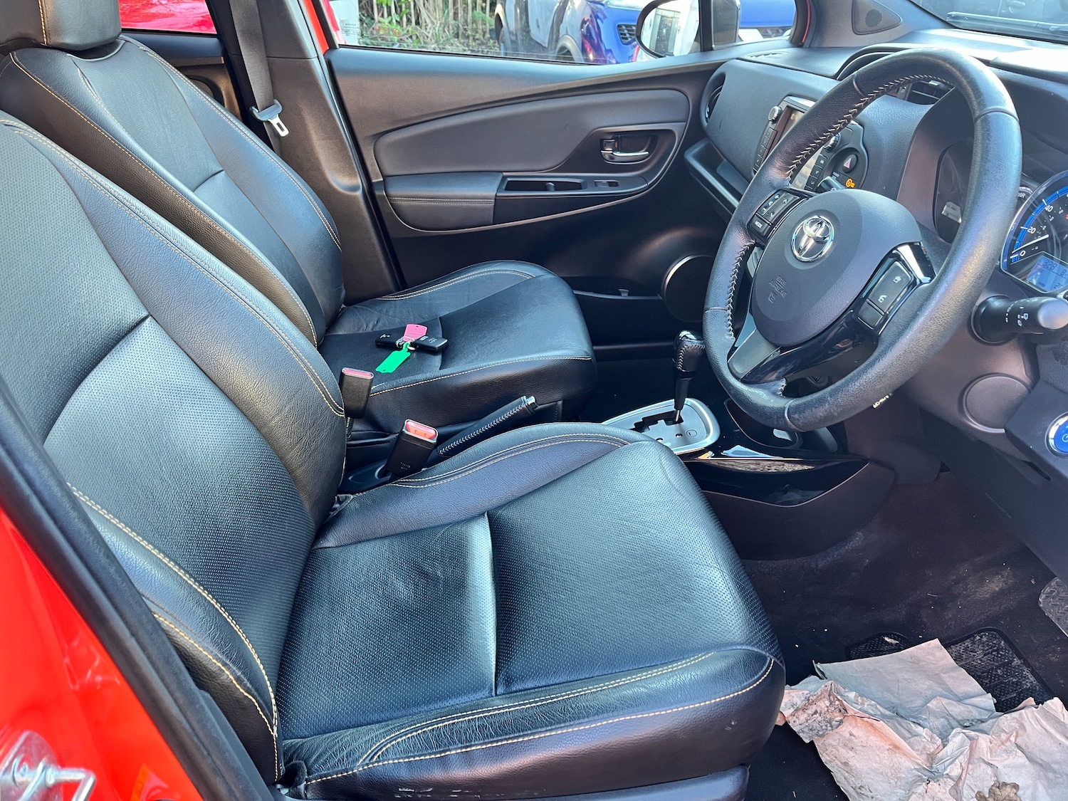 Used Toyota Yaris 2016 for sale - 77436265: Photo 9