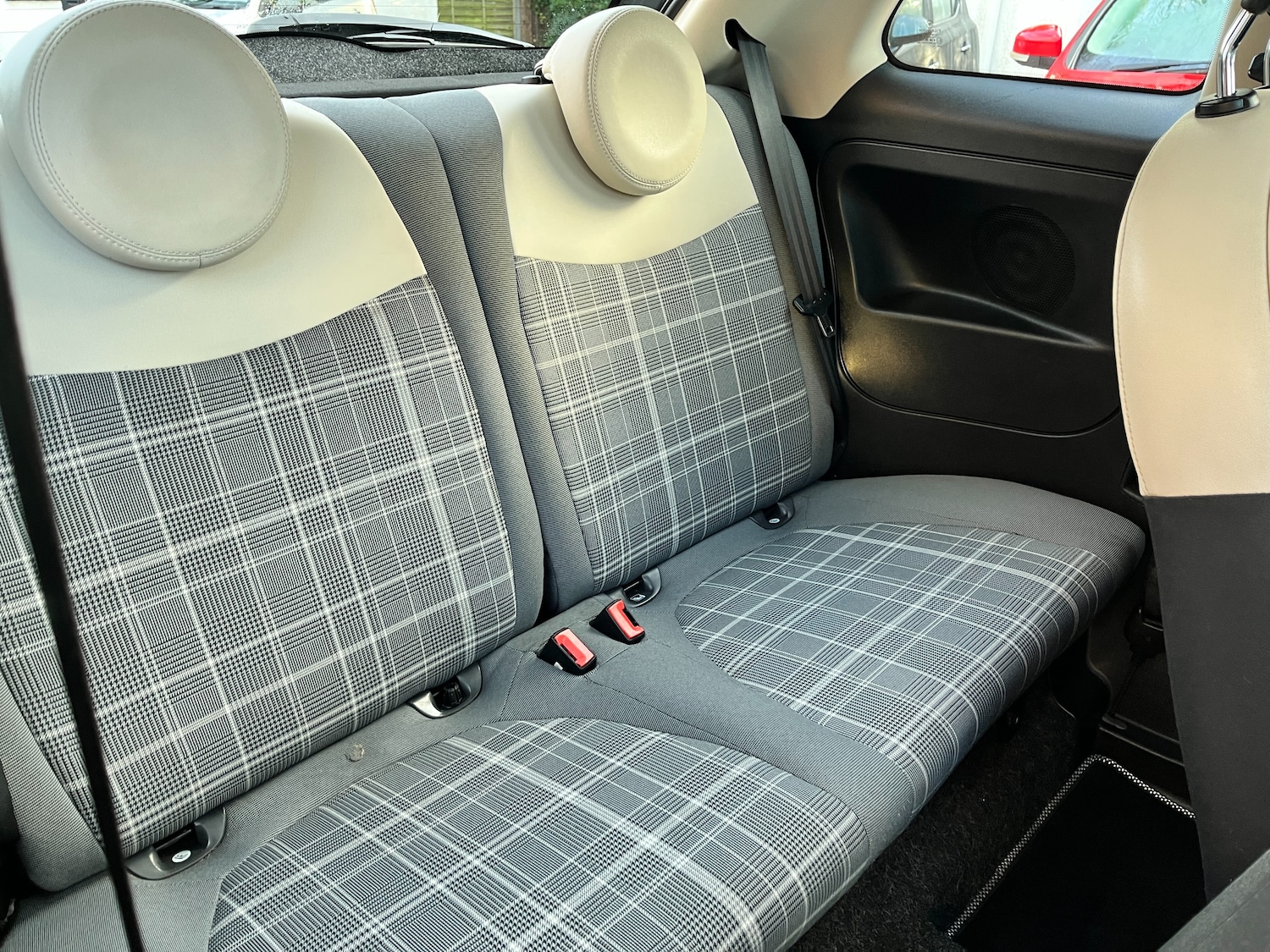 Used Fiat 500 2018 for sale - 76892330: Photo 10